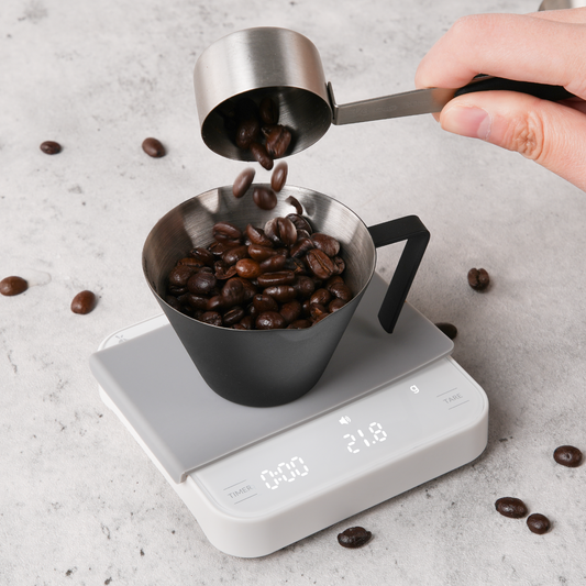 Carrottimes espresso scale showing precise timer and weight for perfect shot extraction