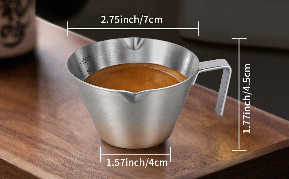 Wilton Gouden metalen maatbekers 4 stuks Wilton Gouden metalen maatbekers 4 stuks